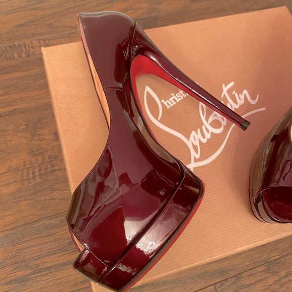 Christian Louboutin Palais Royal 140 Patent Ruby Red PeepToe Pumps - Picture 6 of 15